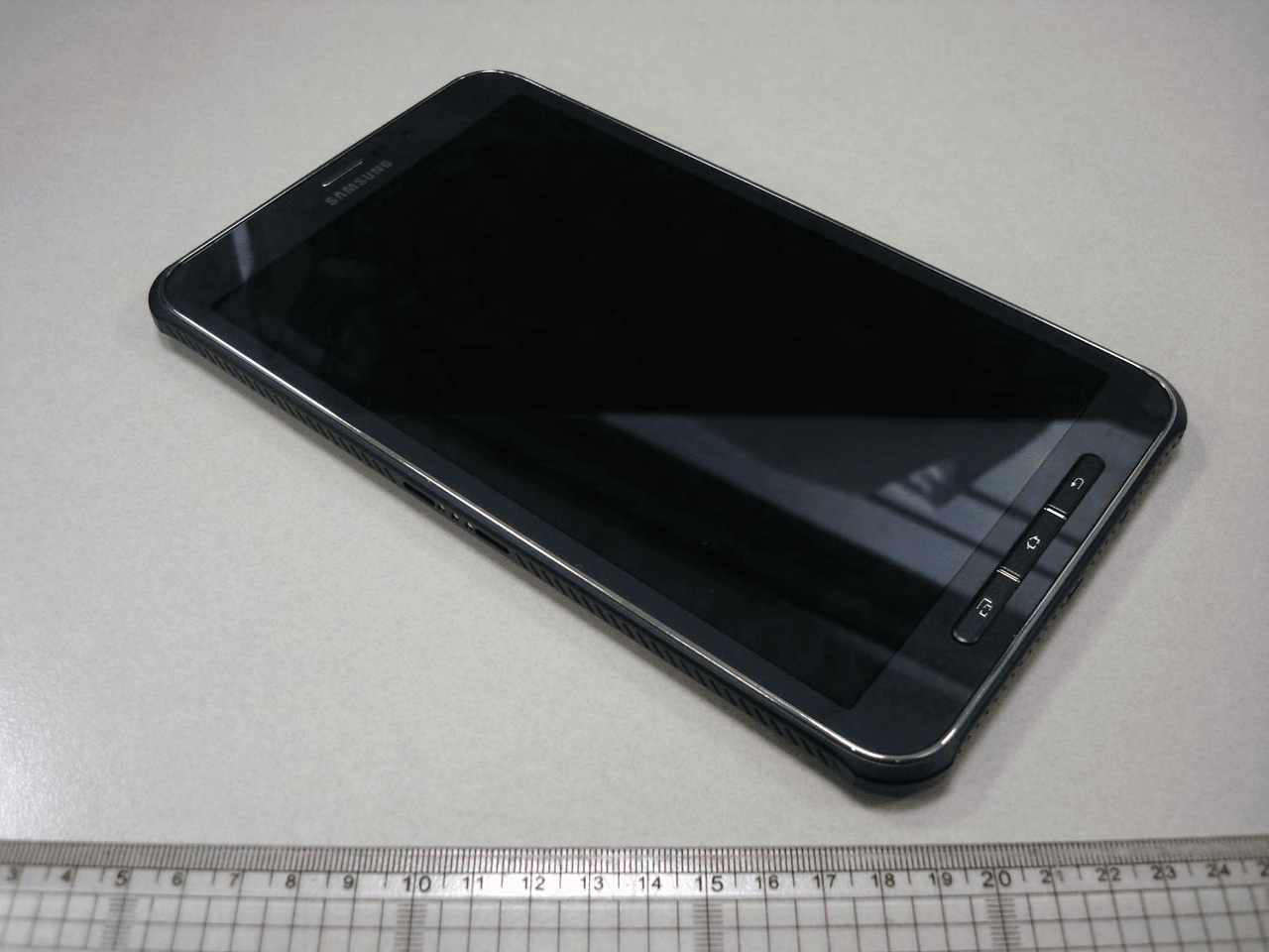 Multi-band GSM/EDGE/WCDMA/LTE Tablet with WLAN, Bluetooth, RFID, ANT+ - FCC ID A3LSMT365M - Samsung Electronics Co Ltd (5)