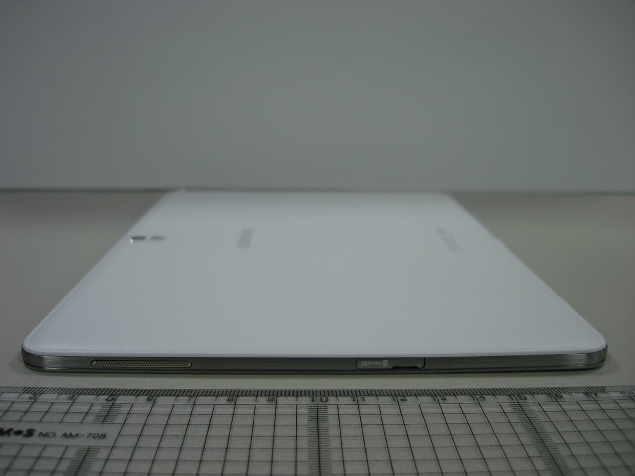 Portable WiFi Tablet with Bluetooth and ANT+ - FCC ID A3LSMT520 - Samsung Electronics Co Ltd (2)