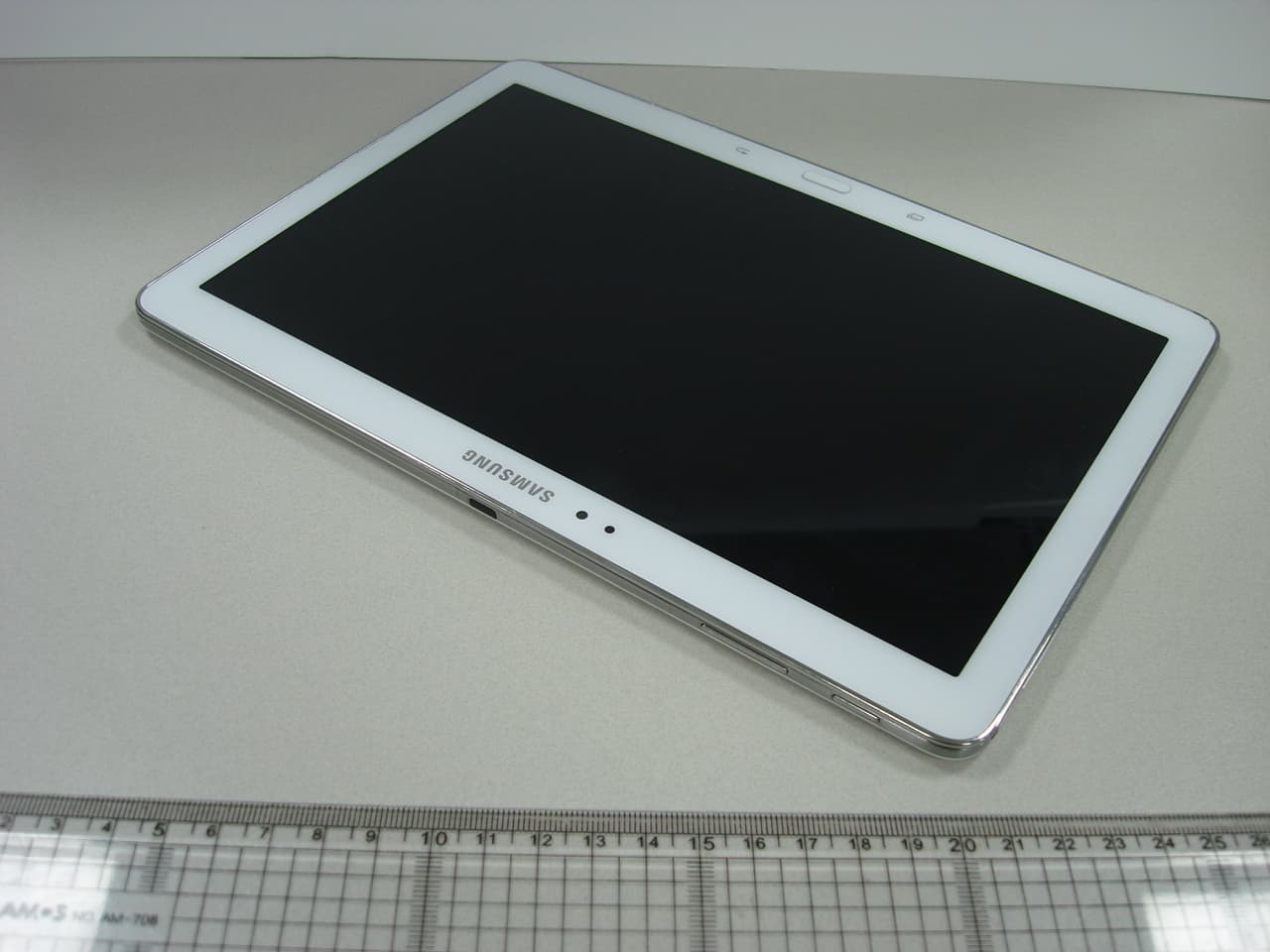Portable WiFi Tablet with Bluetooth and ANT+ - FCC ID A3LSMT520 - Samsung Electronics Co Ltd (5)