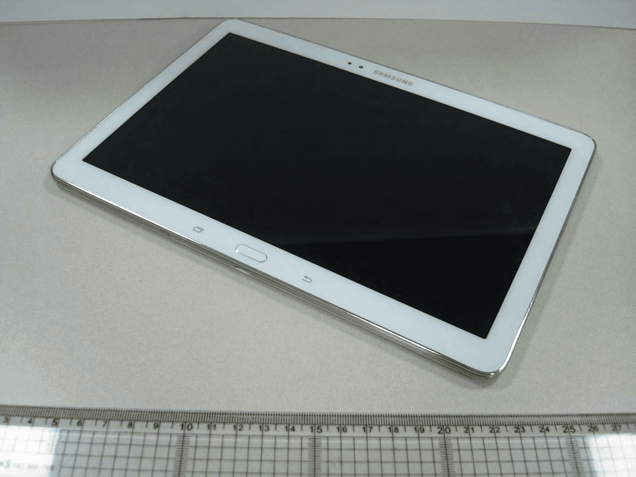 Multi-band GSM/EDGE/UMTS/LTE Tablet Computer with WLAN, Bluetooth and ANT+ - FCC ID A3LSMT525 - Samsung Electronics Co Ltd (2)