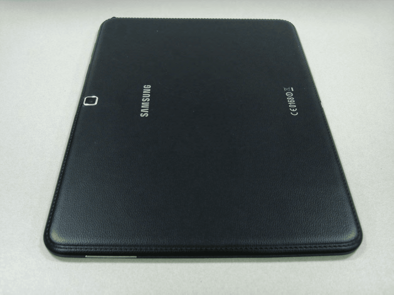 Portable WiFi Tablet with Bluetooth and ANT+ - FCC ID A3LSMT530 - Samsung Electronics Co Ltd (1)