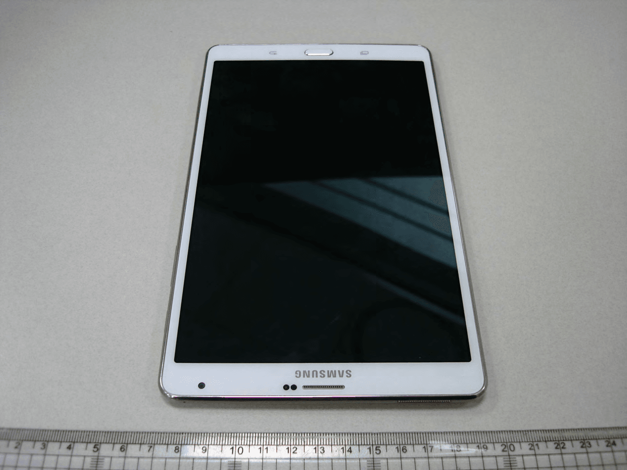 Multi-Band GSM/ EDGE/ UMTS/ LTE Portable Tablet with WLAN, Bluetooth and ANT+ - FCC ID A3LSMT705M - Samsung Electronics Co Ltd (5)