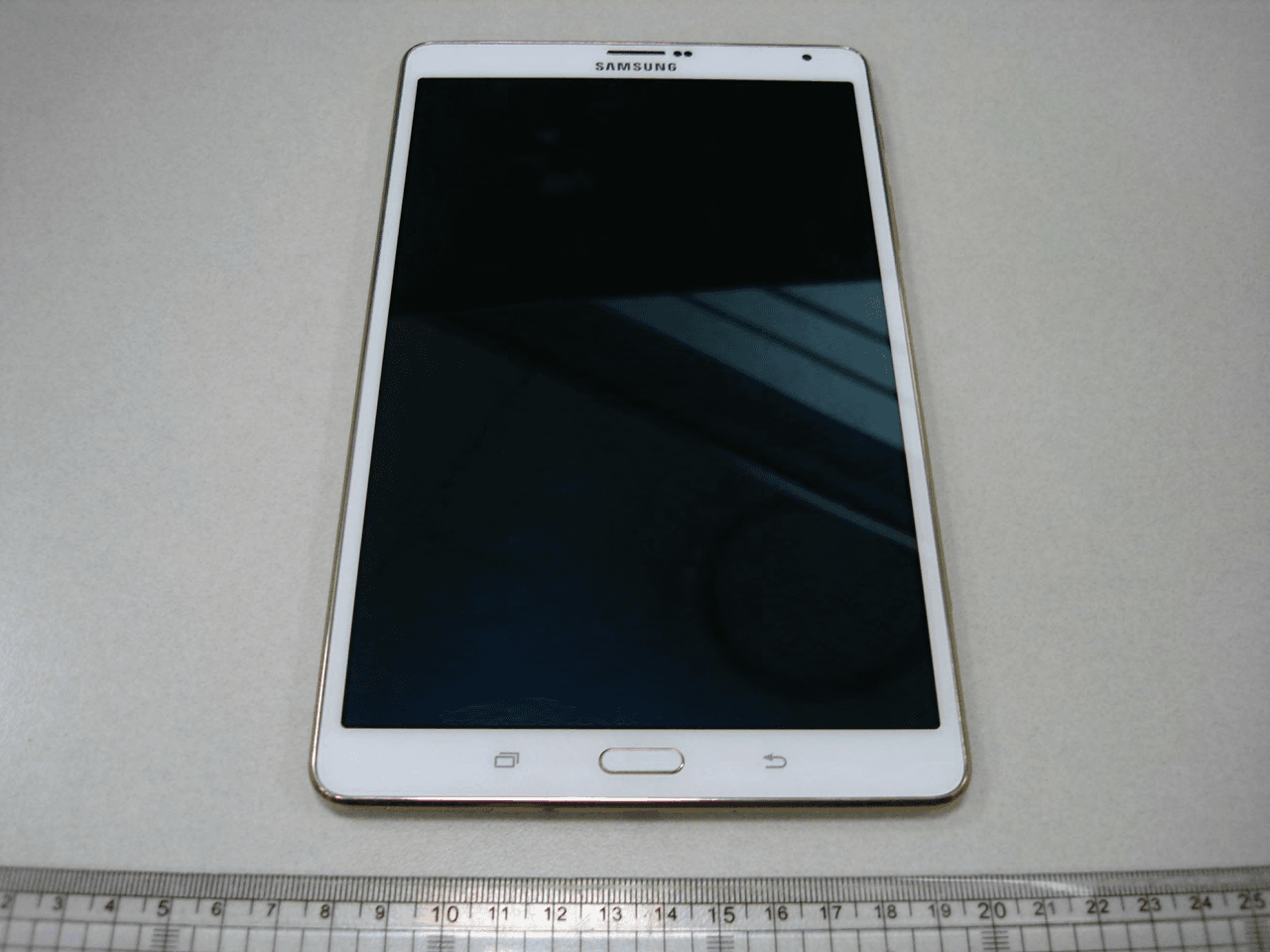 Multi-Band GSM/ EDGE/ UMTS/ LTE Portable Tablet with WLAN, Bluetooth and ANT+ - FCC ID A3LSMT705Y - Samsung Electronics Co Ltd (4)