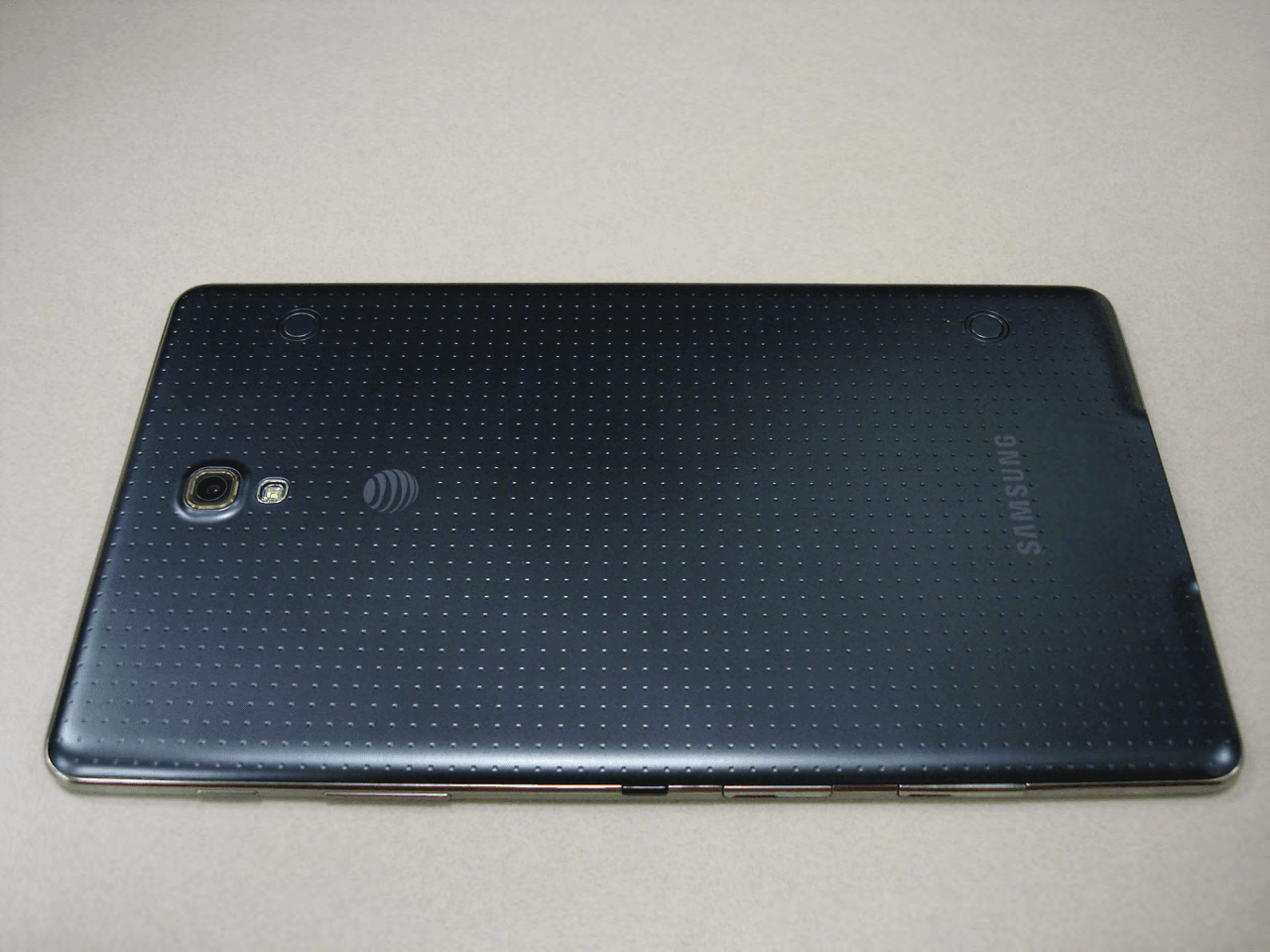 Multi-band UMTS/LTE Tablet with WLAN, Bluetooth and ANT+ - FCC ID A3LSMT707A - Samsung Electronics Co Ltd (2)