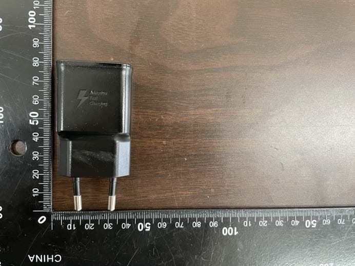 Tablet PC - FCC ID A3LSMT733 - Samsung Electronics Co Ltd (5)