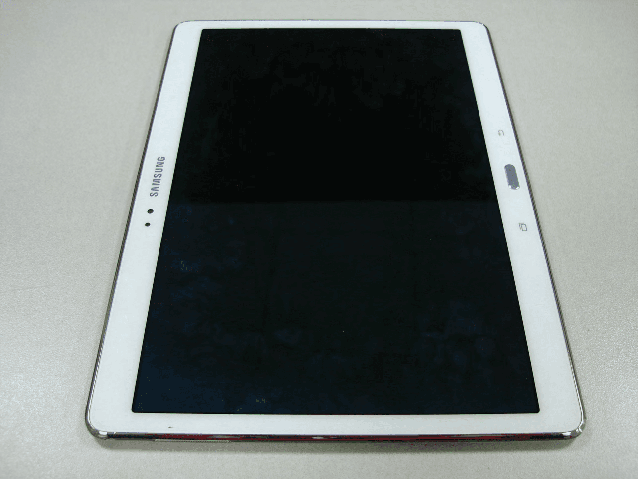 Tablet with Bluetooth, DTS/UNII a/b/g/n/ac & ANT+ - FCC ID A3LSMT800 - Samsung Electronics Co Ltd (3)