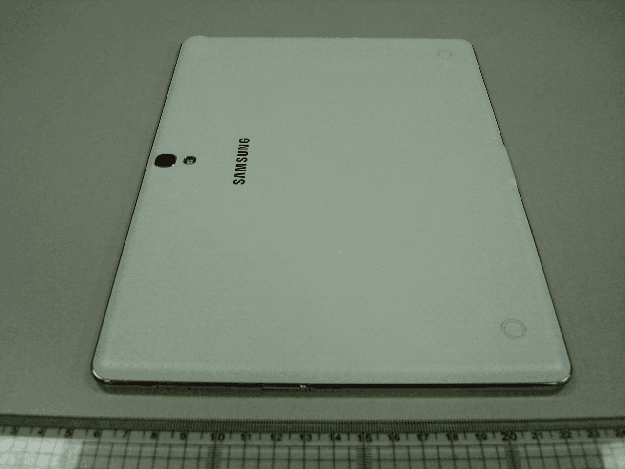 Tablet with Bluetooth, DTS/UNII a/b/g/n/ac & ANT+ - FCC ID A3LSMT800 - Samsung Electronics Co Ltd (2)