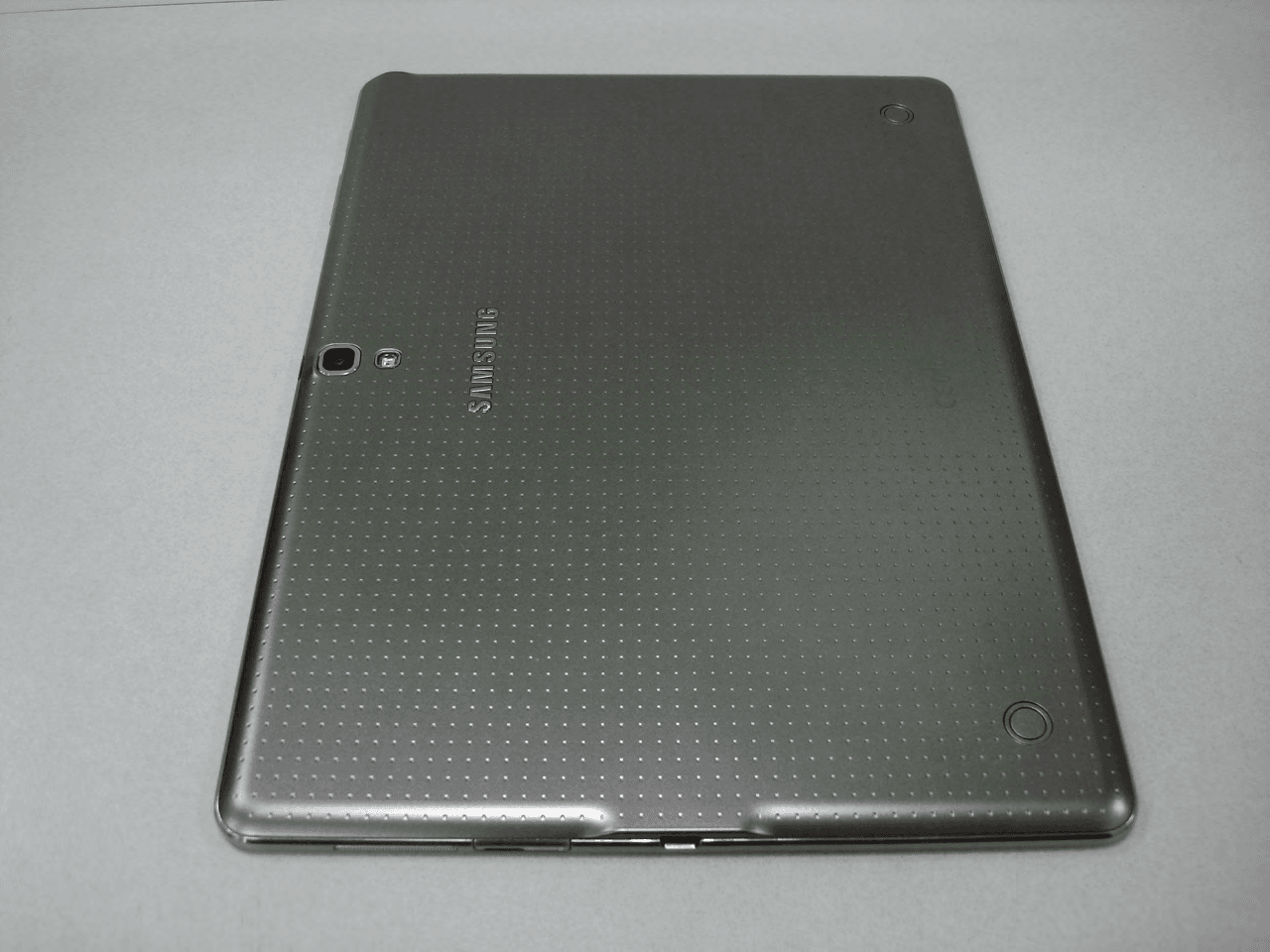Multi-band GSM/EDGE/UMTS/LTE Portable Tablet with WLAN, Bluetooth and ANT+ - FCC ID A3LSMT805M - Samsung Electronics Co Ltd
