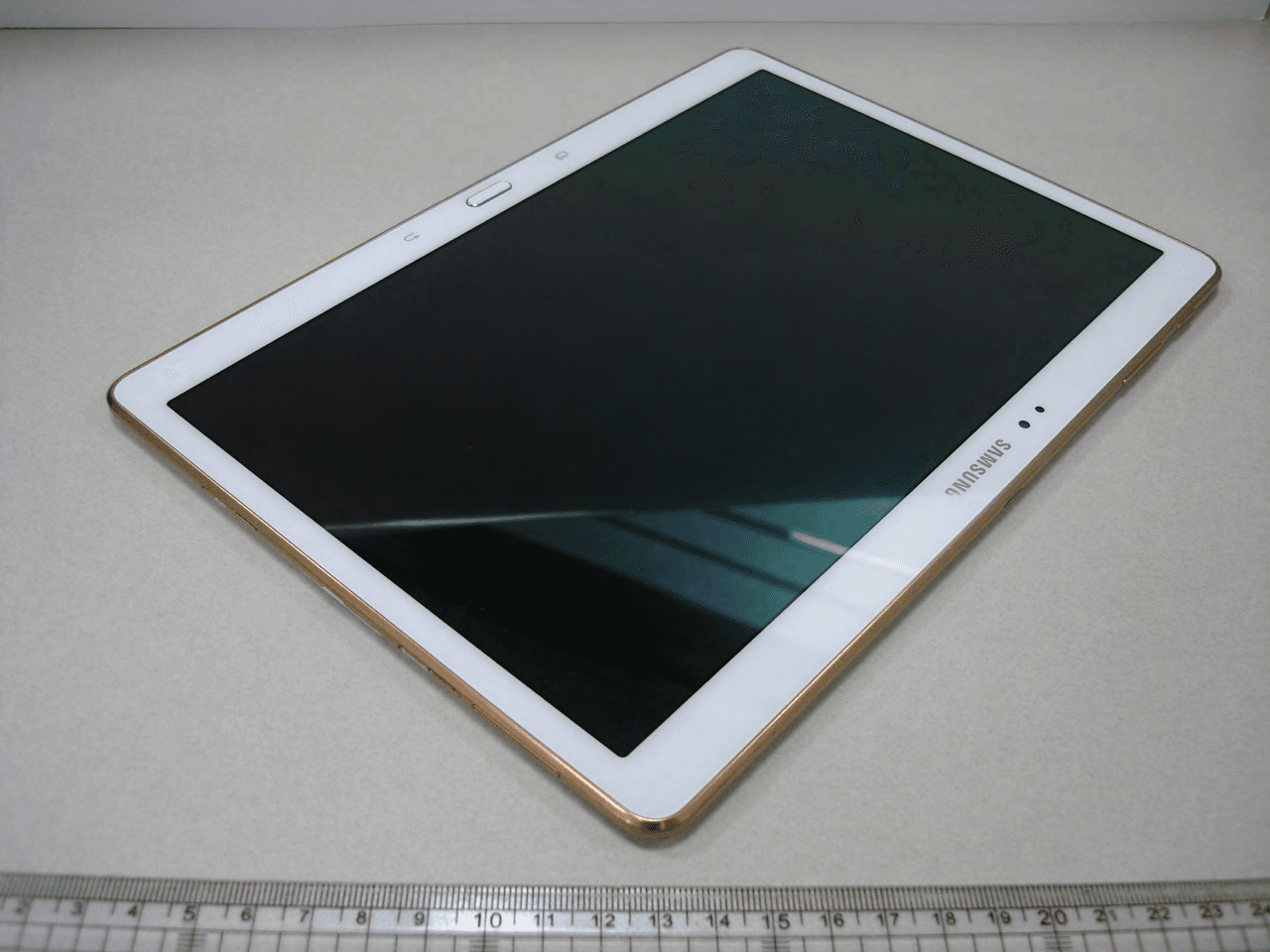 Multi-band CDMA/LTE Portable Tablet with WLAN, Bluetooth, and ANT+ - FCC ID A3LSMT807R4 - Samsung Electronics Co Ltd (5)