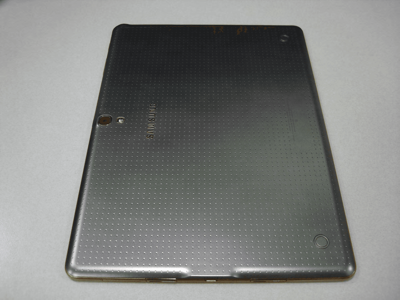 Multi-Band UMTS/ LTE Tablet with WLAN, Bluetooth and ANT+ - FCC ID A3LSMT807T - Samsung Electronics Co Ltd (1)
