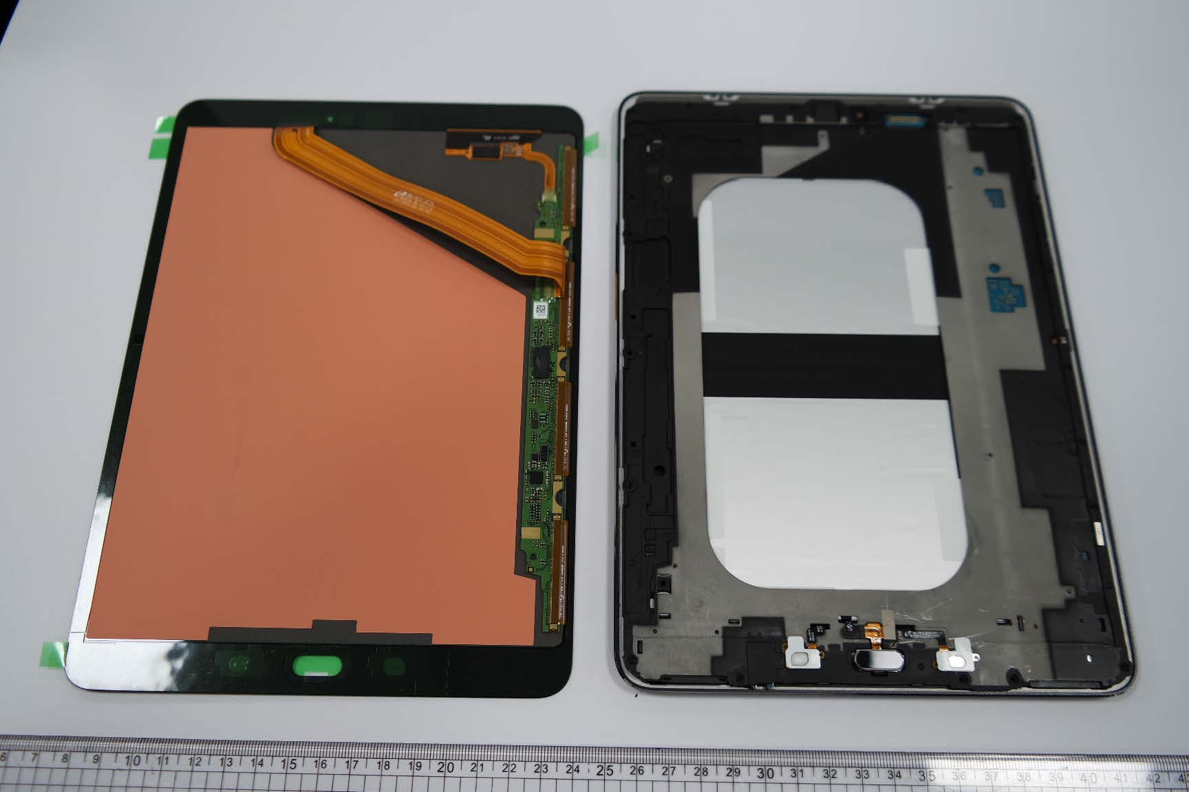 Multi-band UMTS/LTE Tablet with WLAN, Bluetooth and ANT+ - FCC ID A3LSMT817T - Samsung Electronics Co Ltd (5)