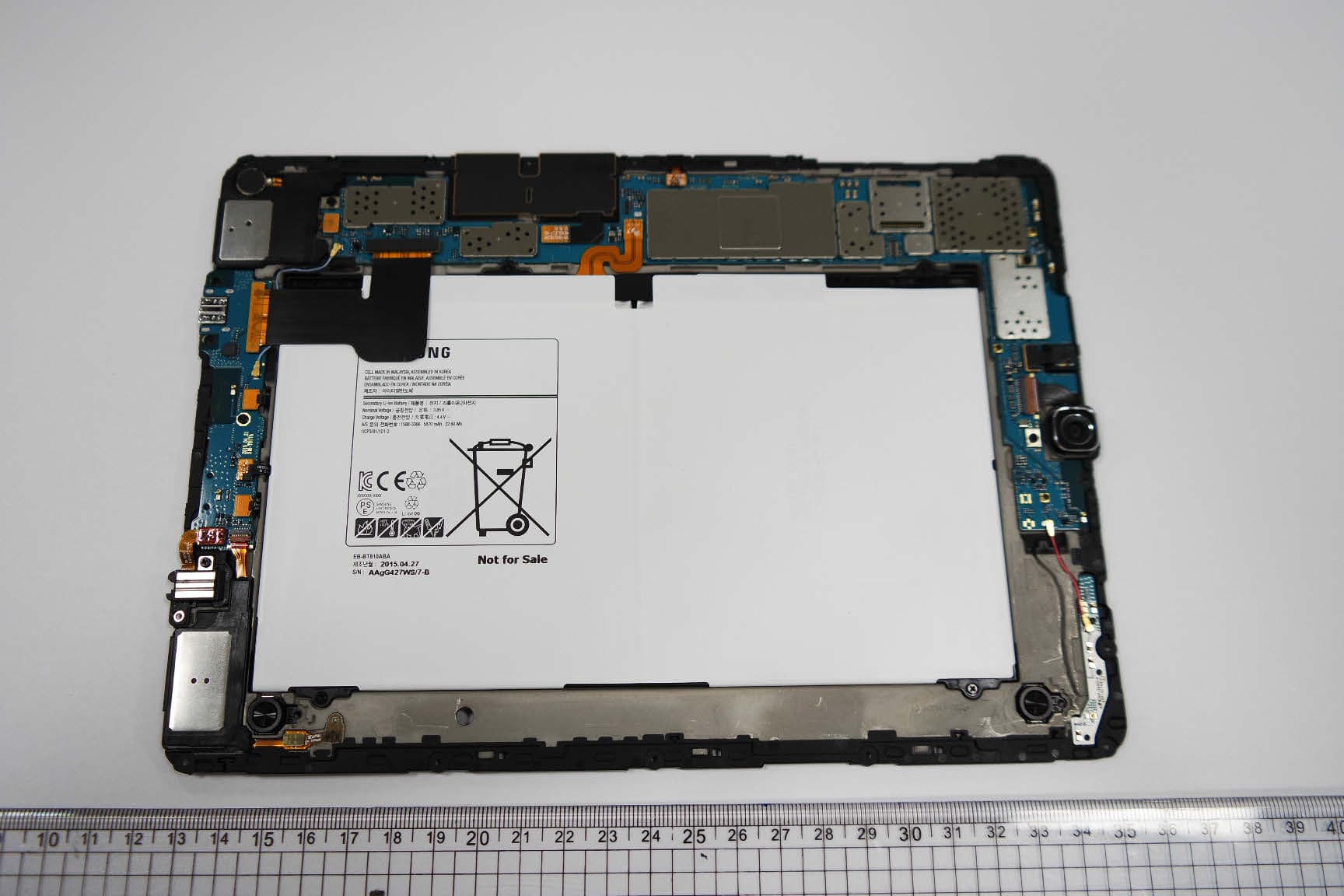 Multi-band UMTS/LTE Tablet with WLAN, Bluetooth and ANT+ - FCC ID A3LSMT817T - Samsung Electronics Co Ltd (2)