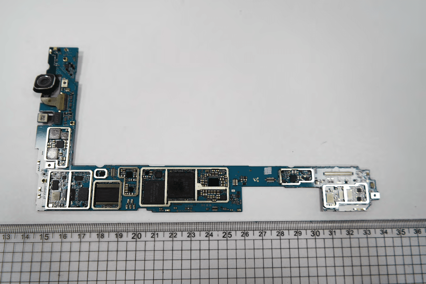Multi-band UMTS/LTE Tablet with WLAN, Bluetooth, and ANT+ - FCC ID A3LSMT817W - Samsung Electronics Co Ltd (4)
