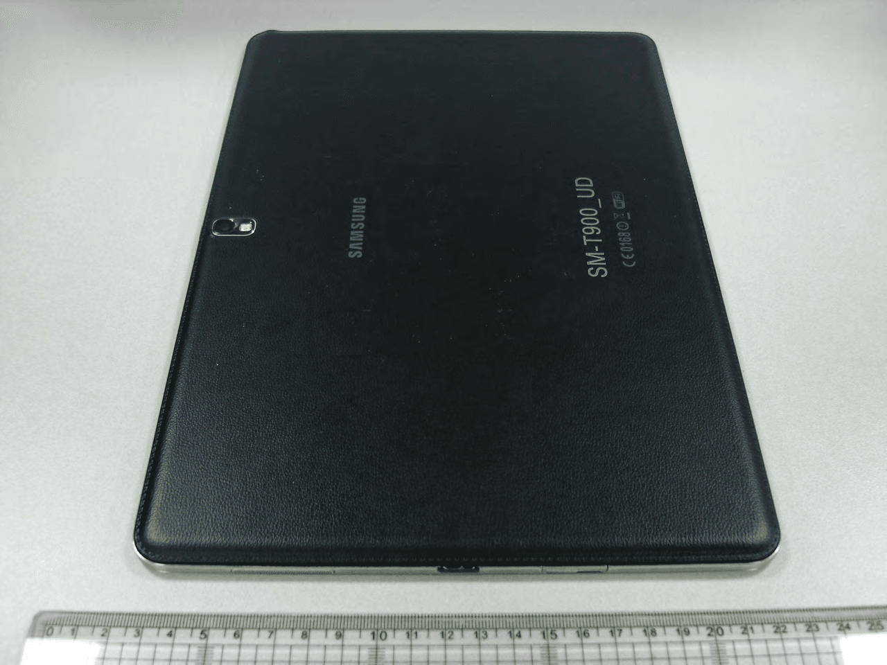 Portable WiFi Tablet with Bluetooth and ANT+ - FCC ID A3LSMT900 - Samsung Electronics Co Ltd (2)