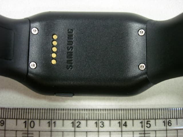 BT Wrist Device - FCC ID A3LSMV700 - Samsung Electronics Co Ltd (1)