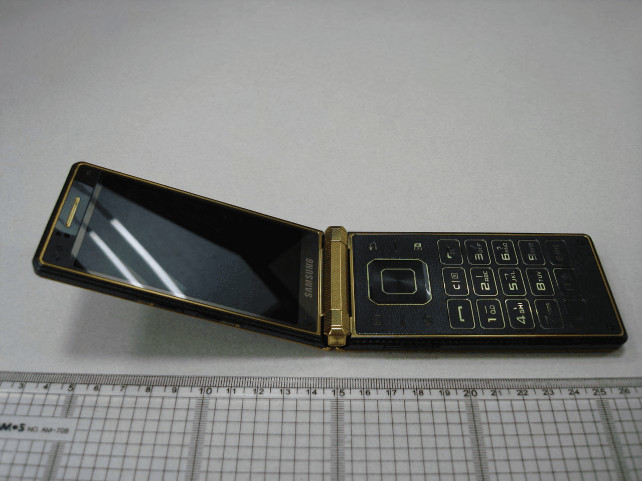GSM/WCDMA Phone + Bluetooth, DTS/UNII a/b/g/n, ANT+ & NFC - FCC ID A3LSMW2015 - Samsung Electronics Co Ltd (3)