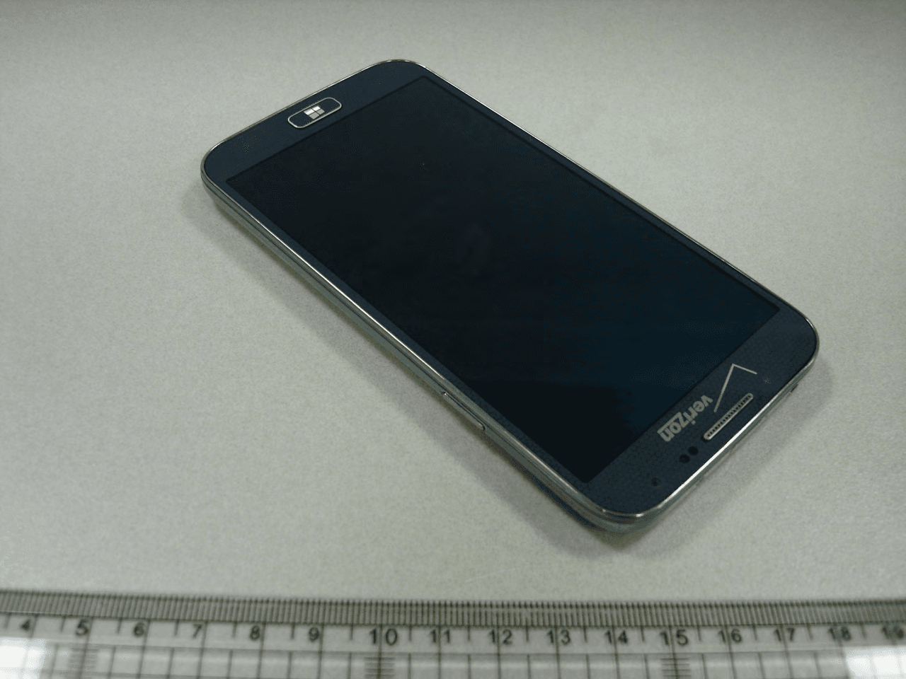 Multi-Band GSM/EDGE/UMTS/CDMA/LTE Phone with WLAN, Bluetooth, and RFID - FCC ID A3LSMW750V - Samsung Electronics Co Ltd (5)