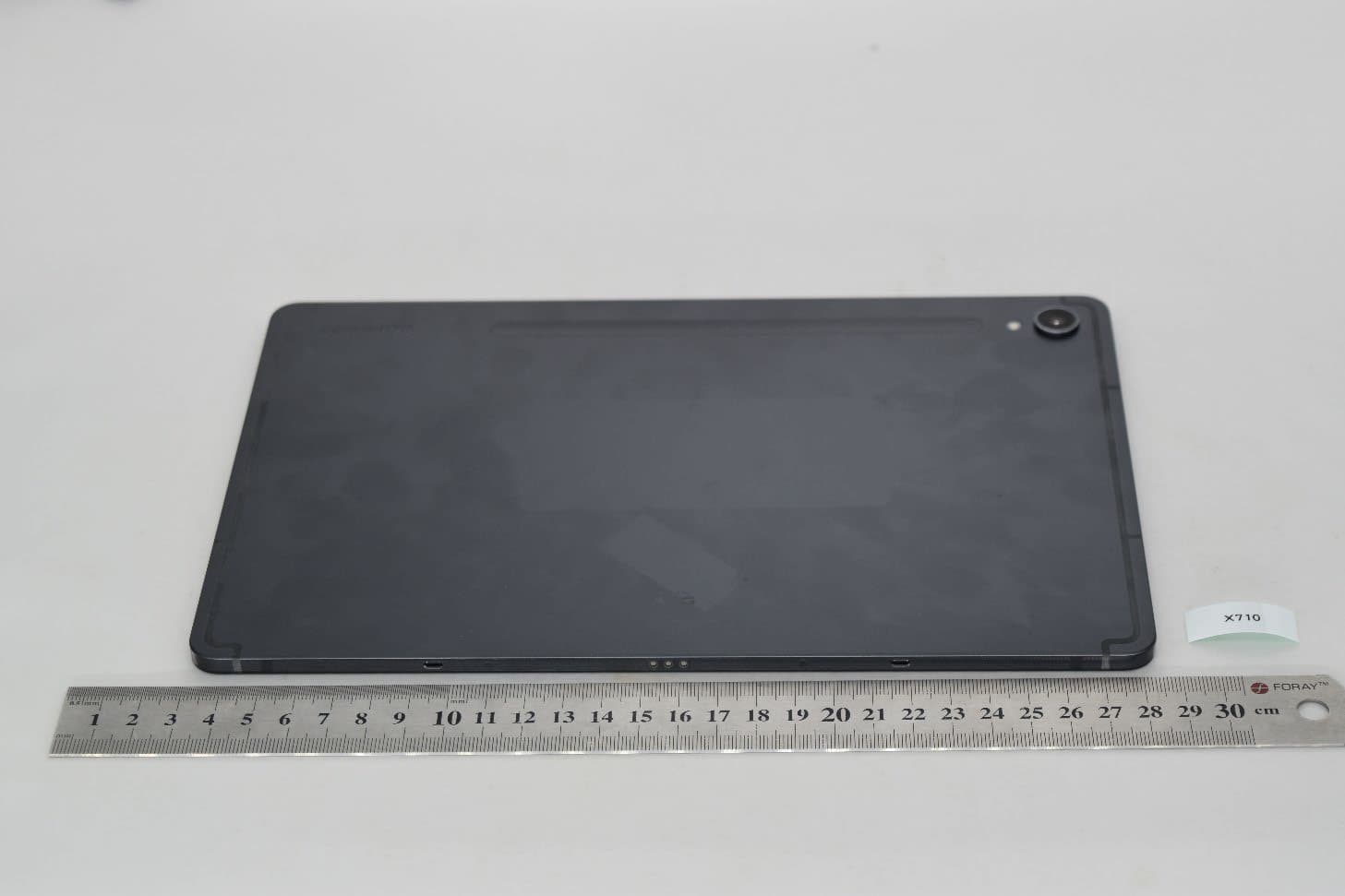 BT/BLE Tablet + DTS/UNII a/b/g/n/ac/ax and WPT - FCC ID A3LSMX710 - Samsung Electronics Co Ltd (4)