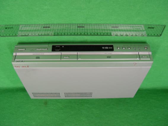DVD Player/ Video Cassette Recorder - FCC ID A3LSONYKAISER - Samsung Electronics Co Ltd (4)
