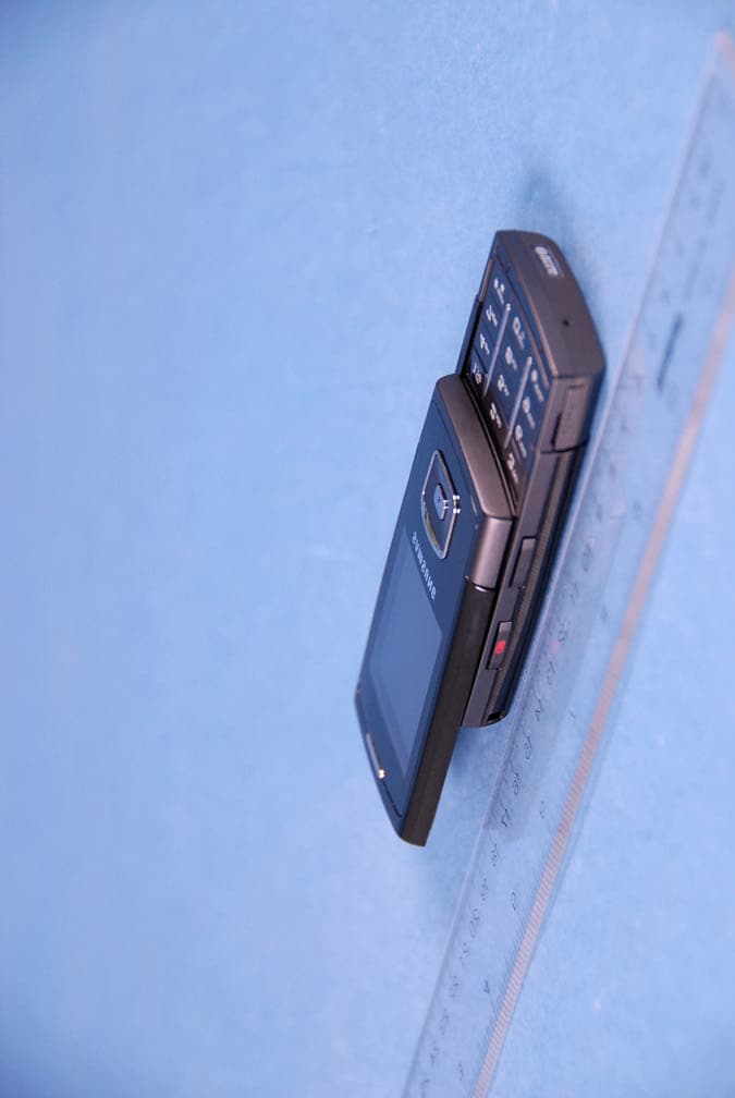 Dual-Band CDMA Phone with Bluetooth - FCC ID A3LSPHA303 - Samsung Electronics Co Ltd (3)