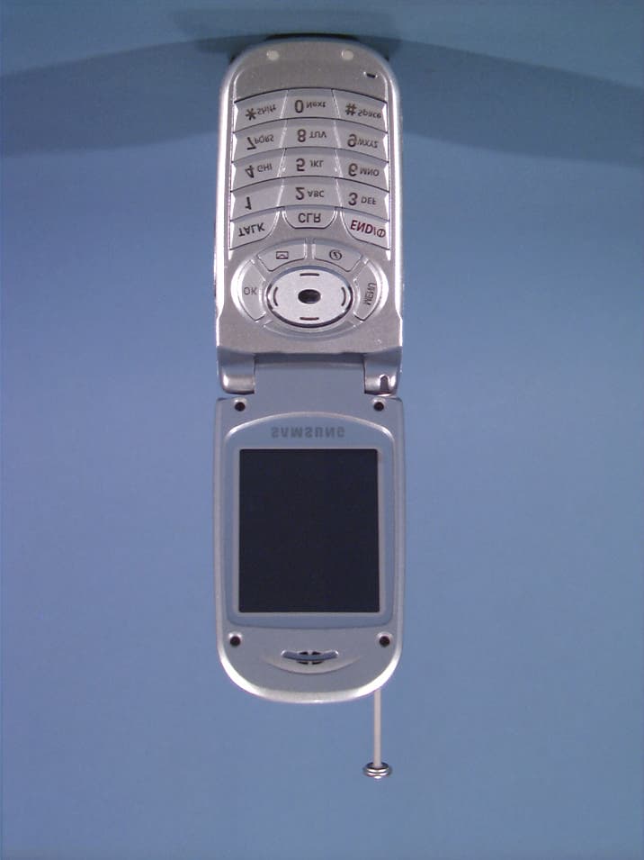 Tri-Mode Dual-Band Analog/PCS Phone (AMPS/CDMA) - FCC ID A3LSPHA520 - Samsung Electronics Co Ltd (5)