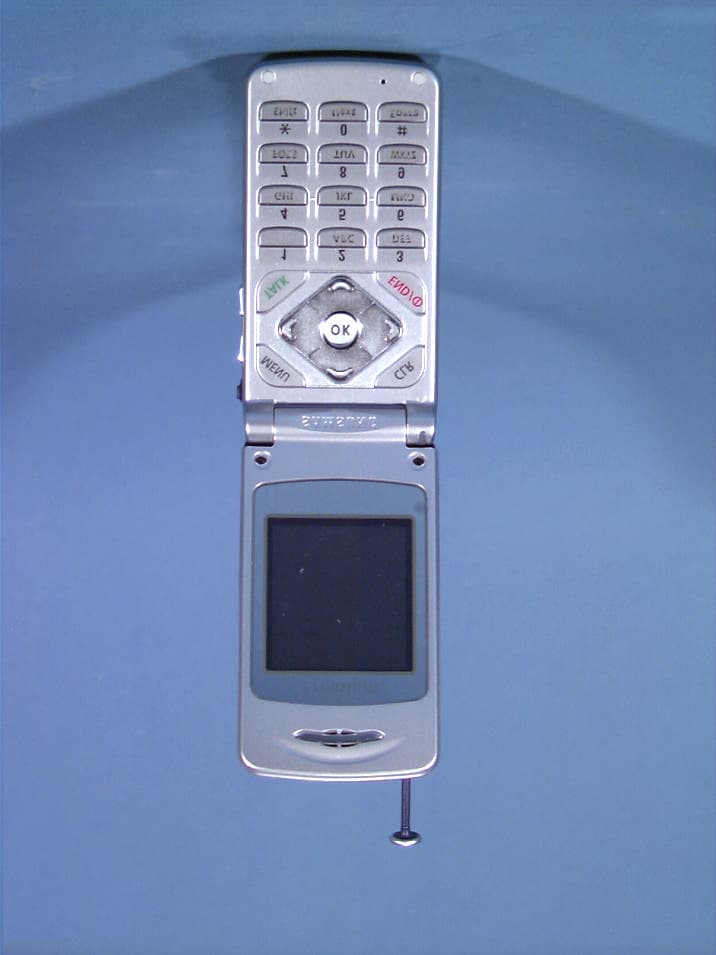 Tri-Mode Dual-Band Analog/PCS Phone (AMPS/CDMA) - FCC ID A3LSPHA570 - Samsung Electronics Co Ltd (2)