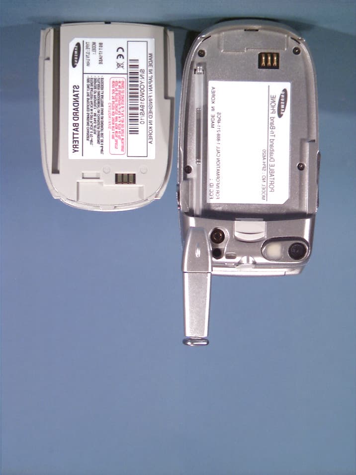 Tri-Mode Dual-Band Analog/PCS CDMA Phone - FCC ID A3LSPHA620 - Samsung Electronics Co Ltd (2)