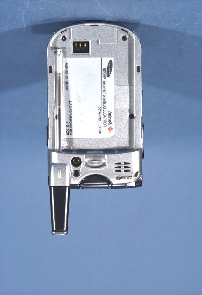 Tri-Mode Dual-Band Analog/ PCS Phone (AMPS/CDMA) - FCC ID A3LSPHA700 - Samsung Electronics Co Ltd (2)