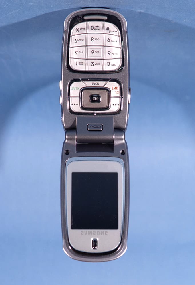 Tri-Mode Dual-Band Analog/ PCS Phone (AMPS/CDMA) - FCC ID A3LSPHA880 - Samsung Electronics Co Ltd (3)