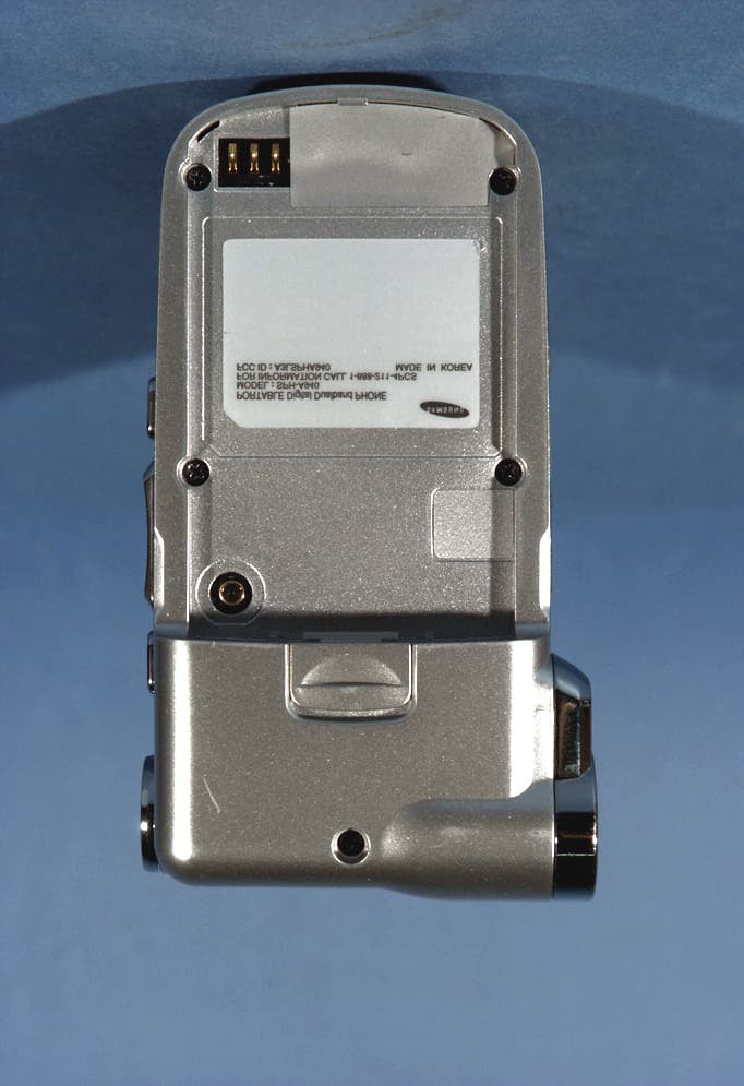 Dual-Band CDMA Phone with Bluetooth - FCC ID A3LSPHA940 - Samsung Electronics Co Ltd (1)