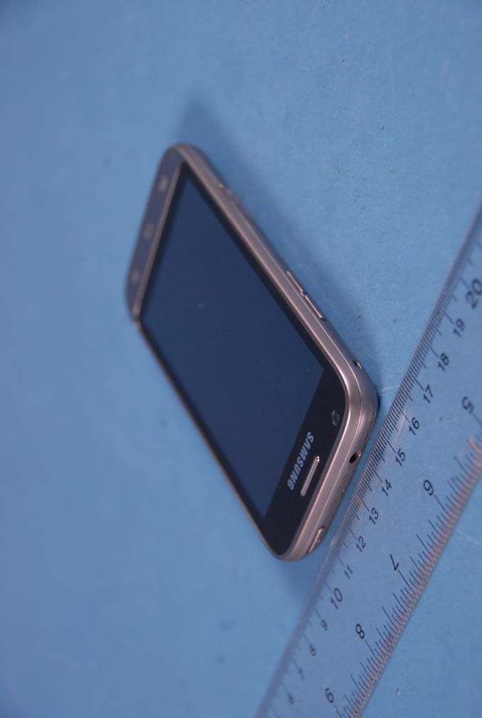 Cellular/PCS CDMA and PCS LTE Phone with WLAN, RFID and Bluetooth - FCC ID A3LSPHL300 - Samsung Electronics Co Ltd (2)