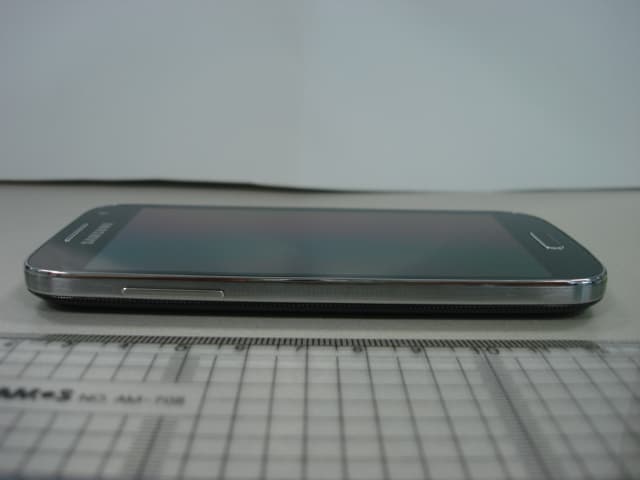 Multi-Band CDMA/LTE Phone with WLAN, Bluetooth and RFID - FCC ID A3LSPHL520 - Samsung Electronics Co Ltd (1)