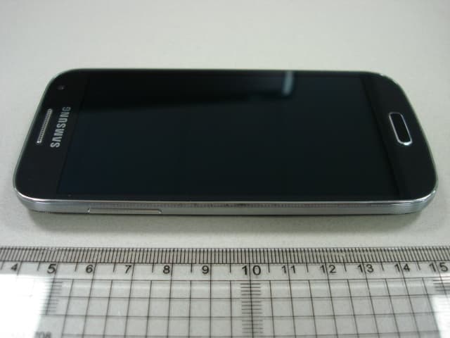 Multi-Band CDMA/LTE Phone with WLAN, Bluetooth and RFID - FCC ID A3LSPHL520 - Samsung Electronics Co Ltd (2)
