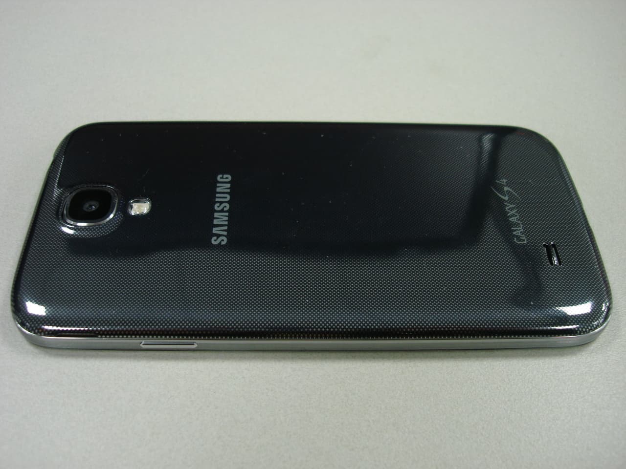 Multi-Band GSM/EDGE/CDMA/LTE Phone with WLAN, Bluetooth, RFID and ANT+ - FCC ID A3LSPHL720T - Samsung Electronics Co Ltd (3)