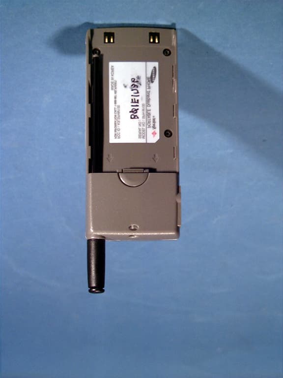 Dual Band Analog/PCS Phone - FCC ID A3LSPHM100 - Samsung Electronics Co Ltd (4)