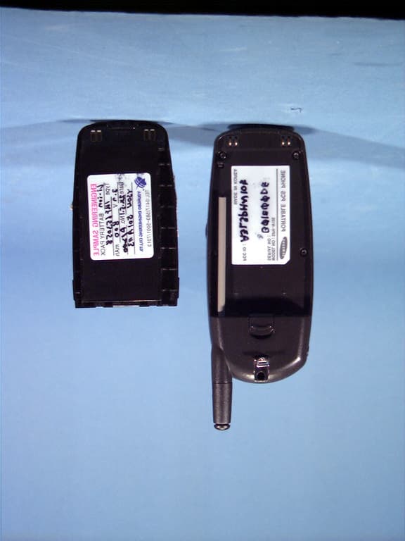 PCS CDMA Phone - FCC ID A3LSPHN105 - Samsung Electronics Co Ltd (4)