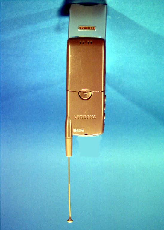 Tri-Mode Dual-Band PCS/Analog Phone (AMPS/CDMA) - FCC ID A3LSPHT100 - Samsung Electronics Co Ltd (4)