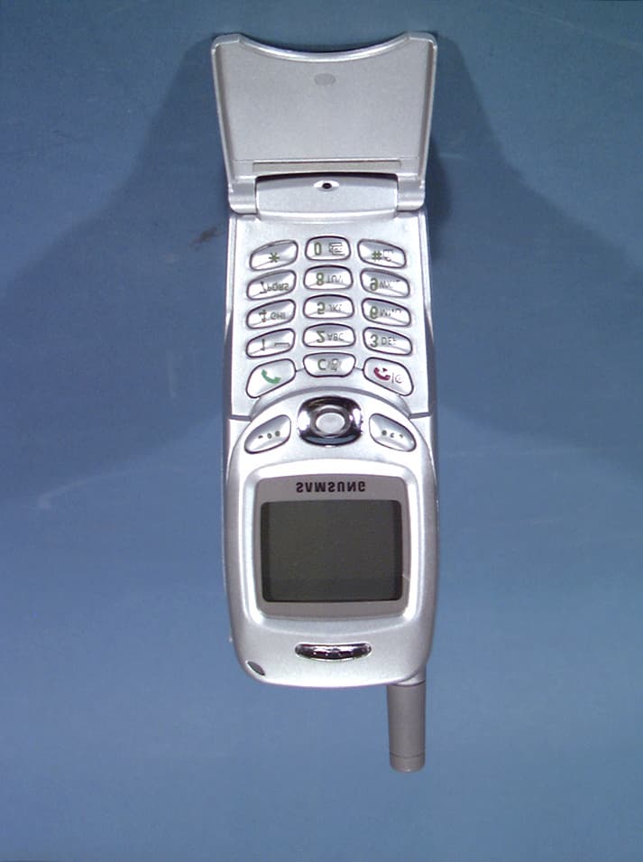 Dual-Mode Cellular (AMPS/TDMA) Phone - FCC ID A3LSTHN375 - Samsung Electronics Co Ltd (1)