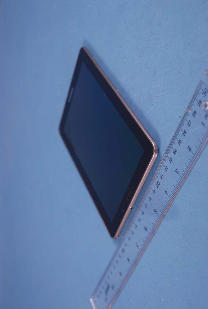 Cellular/ PCS GSM/ EDGE and Cellular WCDMA Tablet PC with WLAN and Bluetooth - FCC ID A3LSWDSC01E - Samsung Electronics Co Ltd (2)
