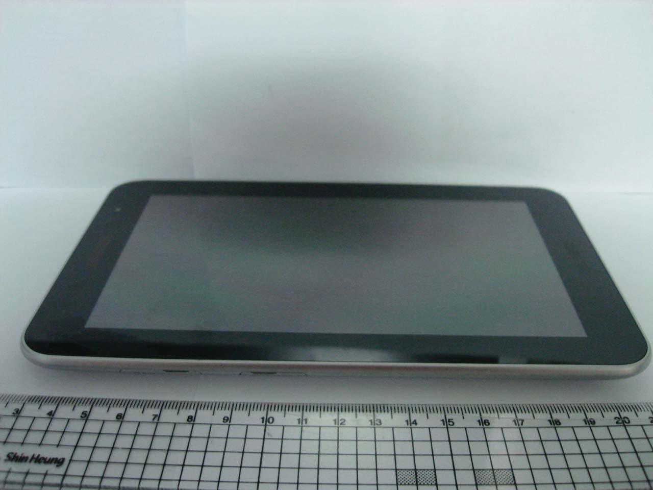 Tablet with 802.11abgn, BT3.0 - FCC ID A3LSWDSC02D - Samsung Electronics Co Ltd (1)