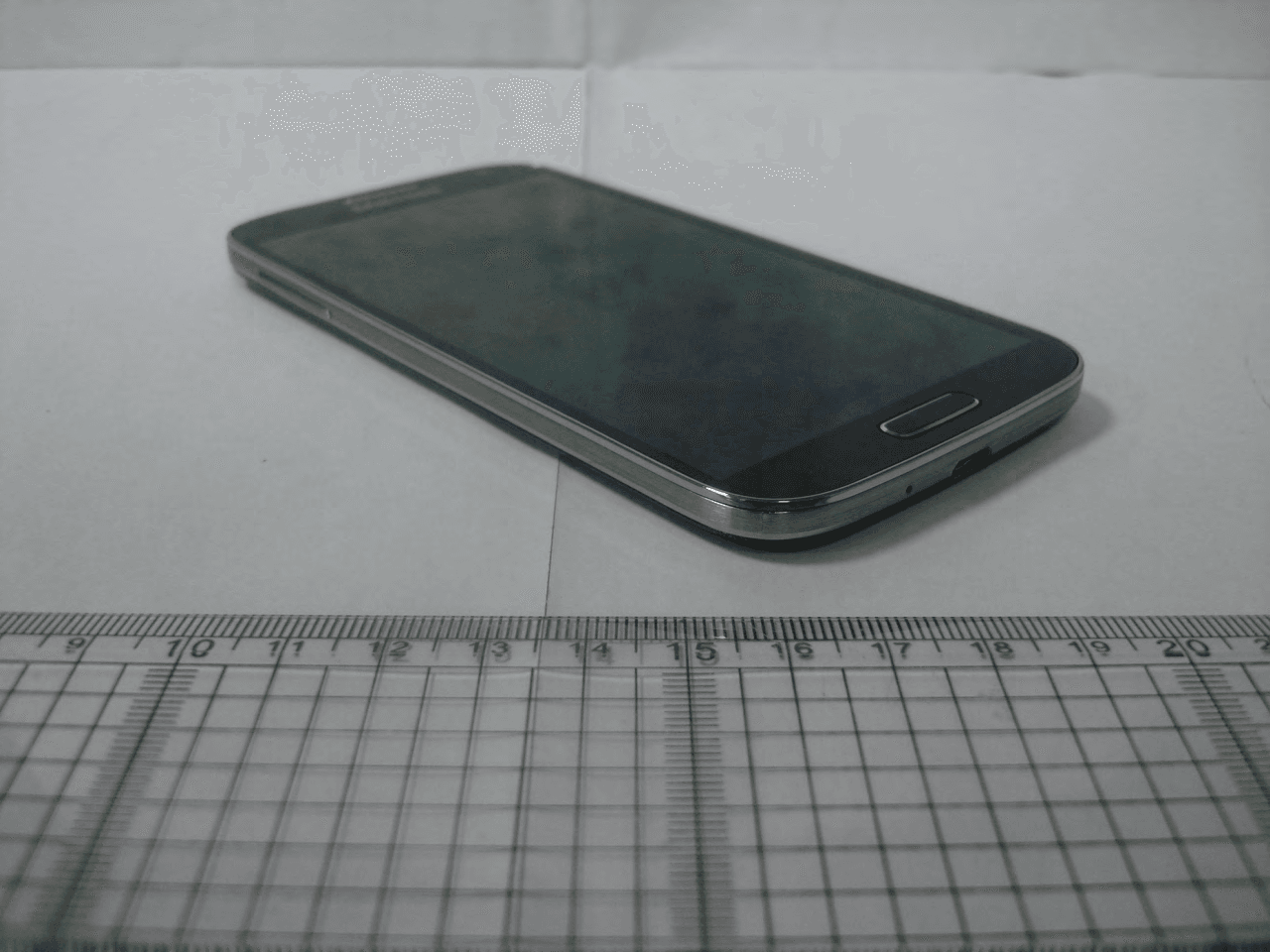 Cellular/ PCS GSM/ EDGE and Cellular WCDMA Phone with WLAN, Bluetooth and RFID - FCC ID A3LSWDSC04E - Samsung Electronics Co Ltd (4)