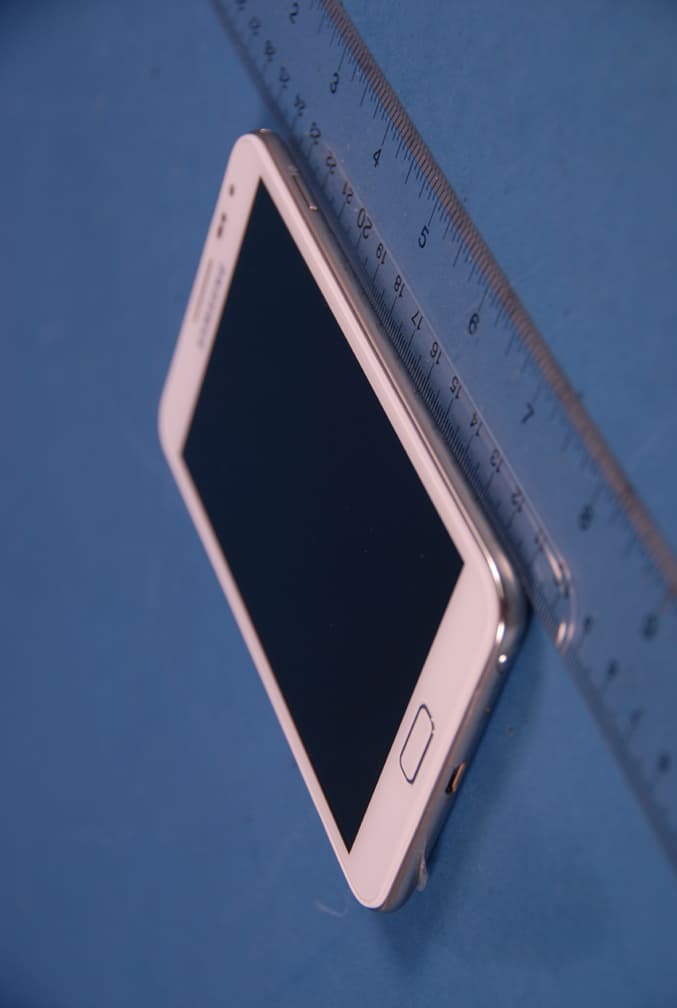 Portable Handset with Multi-band WCDMA/GSM/EDGE, WLAN, RFID and Bluetooth - FCC ID A3LSWDSC05D - Samsung Electronics Co Ltd (2)