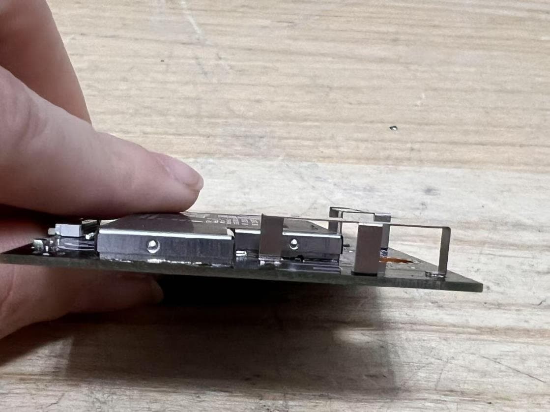 Wi Fi BT Transceiver - FCC ID A3LWCF941M - Samsung Electronics Co Ltd (5)