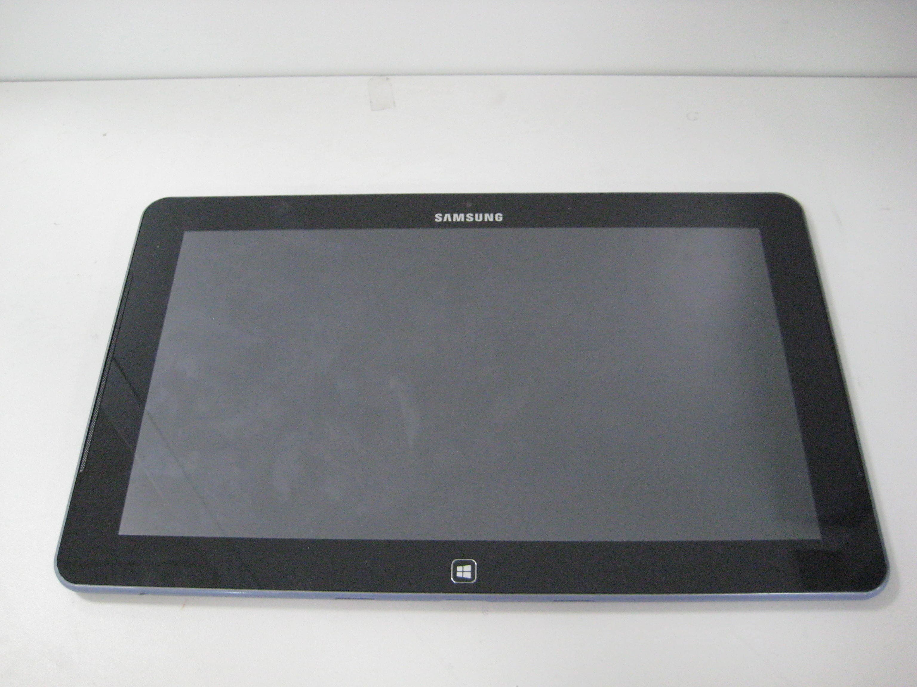 Tablet 3G, 802.11 abgn WLAN2.4/5GHz,BT+EDR+LE&NFC - FCC ID A3LXE500T1C-N - Samsung Electronics Co Ltd (1)