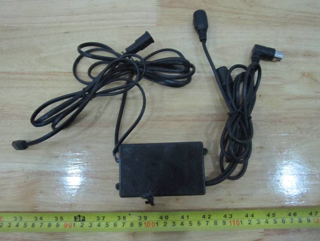 Bluetooth Control System - FCC ID A4EICTRLXXYY - eMoMo Technology Co., Ltd (4)