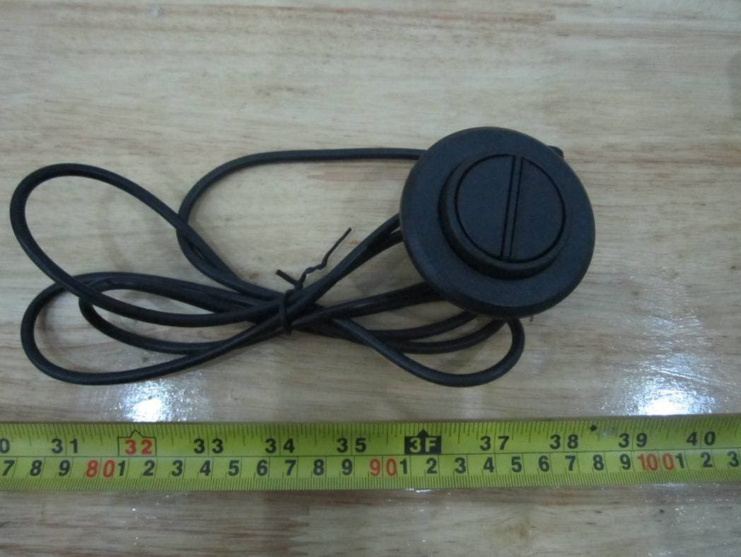 Bluetooth Control System - FCC ID A4EICTRLXXYY - eMoMo Technology Co., Ltd (5)