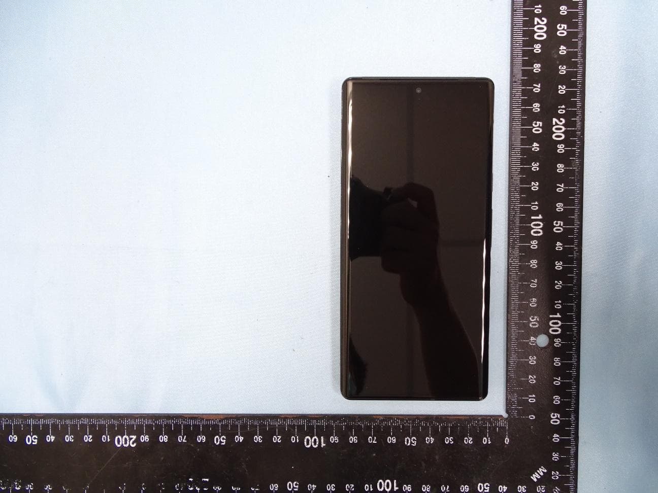 Phone - FCC ID A4RG8V0U - Google LLC (2)