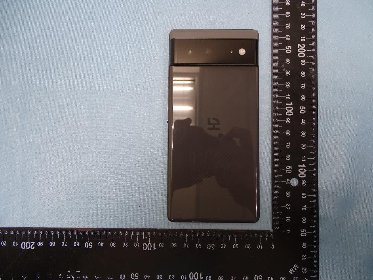 Phone - FCC ID A4RGB7N6 - Google LLC (2)