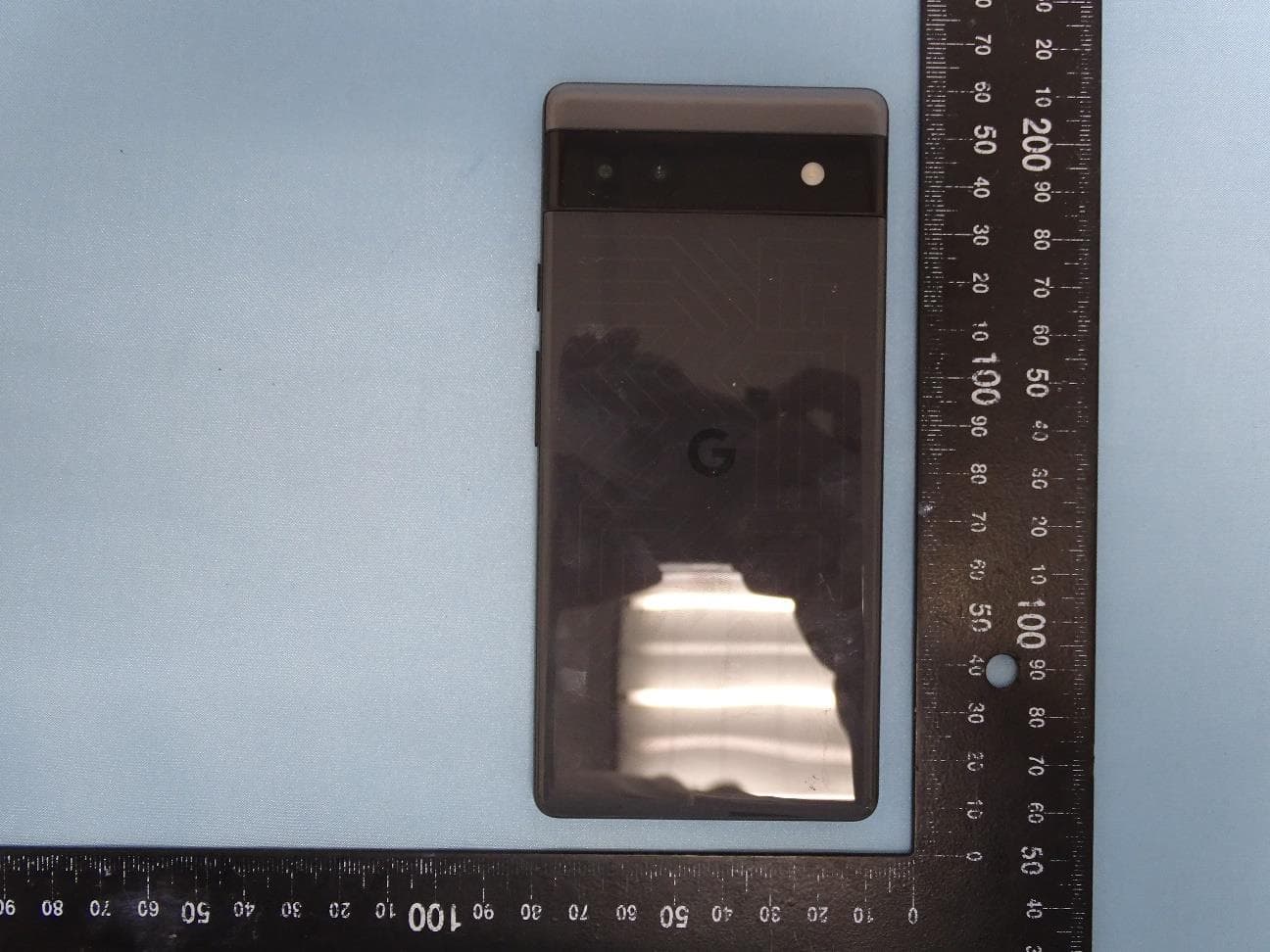 Phone - FCC ID A4RGX7AS - Google LLC (2)