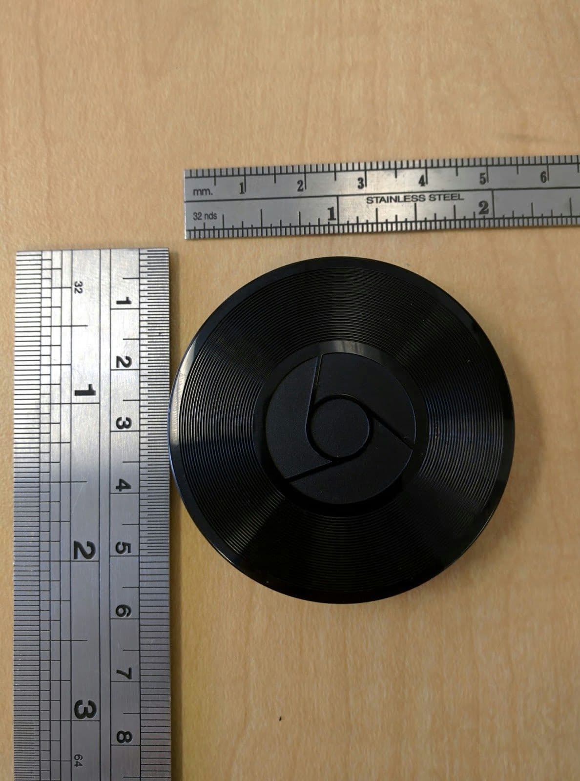 Multimedia Streaming Device with BLE, 2.4Ghz and 5GHz WLAN Radios - FCC ID A4RRUX-J42 - Google LLC